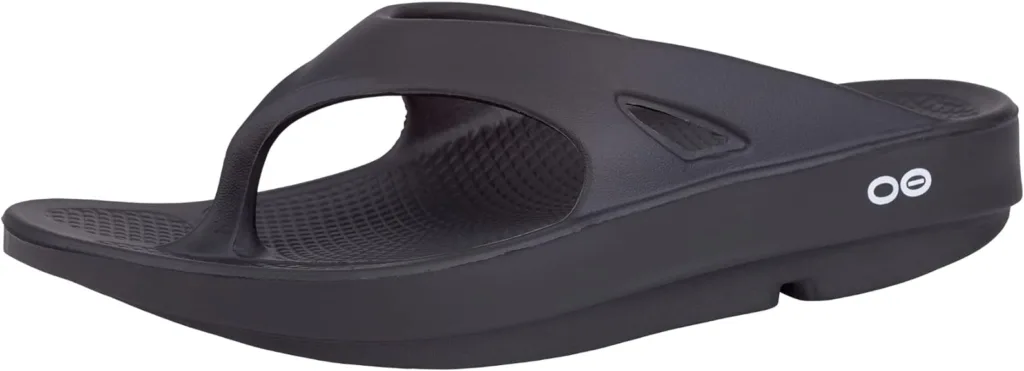Comfortable and stylish cute flat sandals for mortons neuroma footwear made with revolutionary OOfoam™ for tired, achy feet relief.